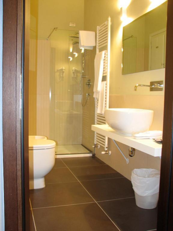 Parizzi Suites & Restaurant Parma Værelse billede